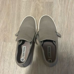 Like New Steve Madden boot sneakers